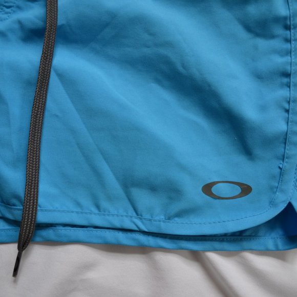 2\15$ Oakley blue Boarshorts - Picture 4 of 7
